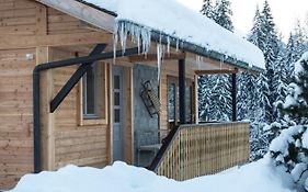 Riverwood Lodge